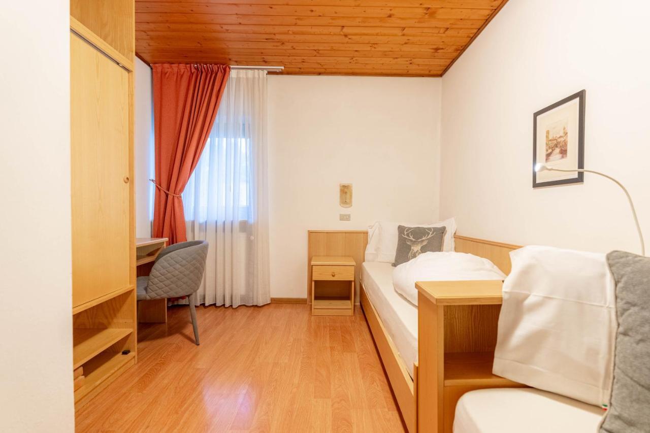 Albergo Dolomiti カヴァレーゼ エクステリア 写真