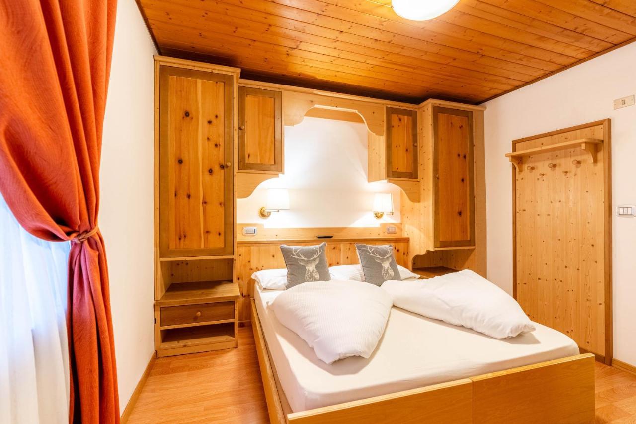 Albergo Dolomiti カヴァレーゼ エクステリア 写真